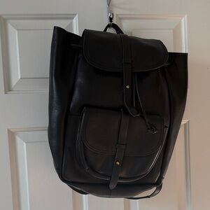 NWT Madewell Transport Backpack in Black Leather